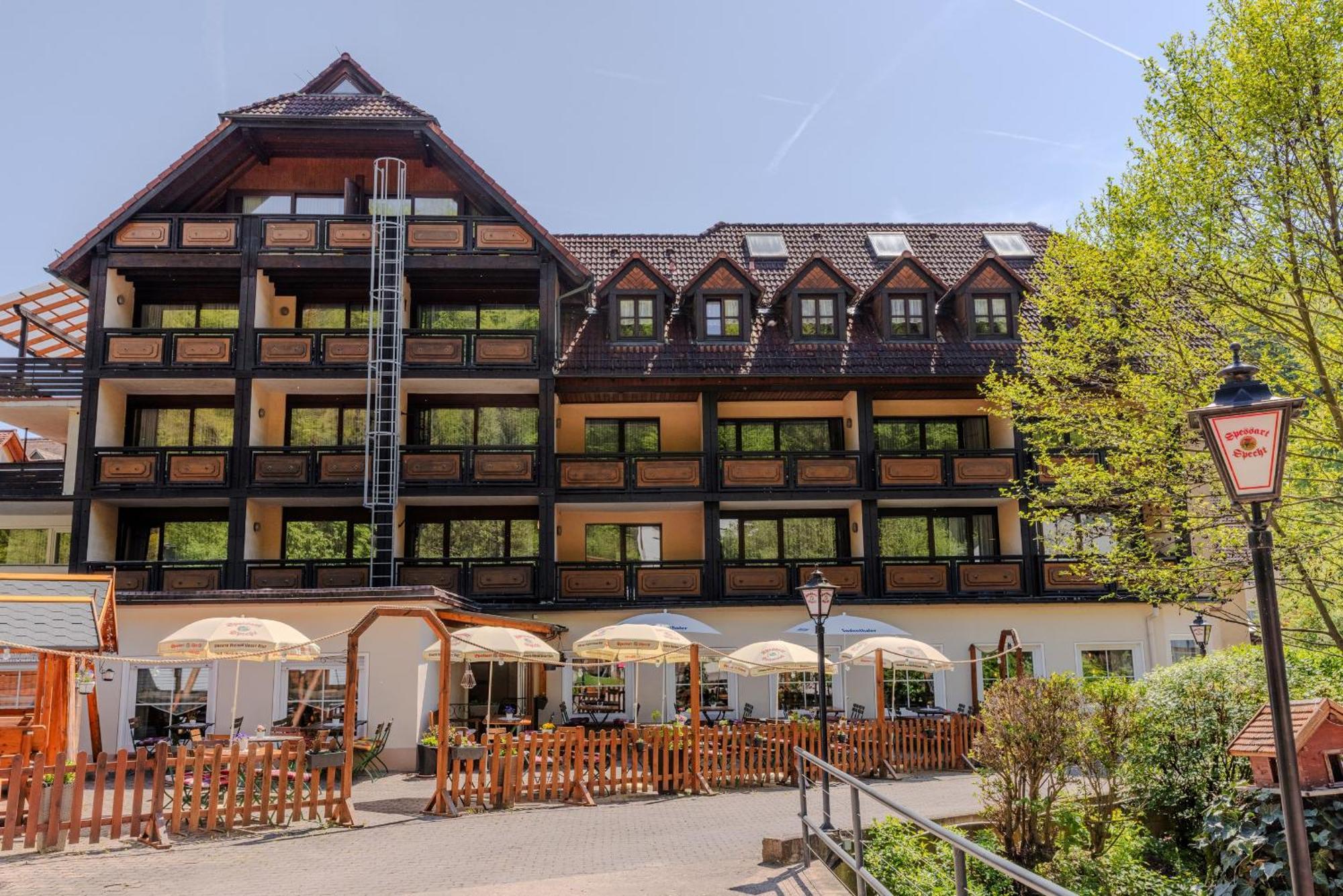 Landgasthof Zur Linde Heimbuchenthal Экстерьер фото